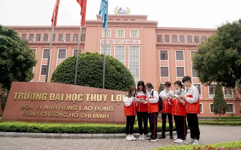 Kỹ năng & Trải nghiệm sinh viên TMĐT Đại học Thủy